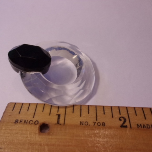 Vintage Retro Clear Plastic Pierced Earrings - Picture 4 of 5